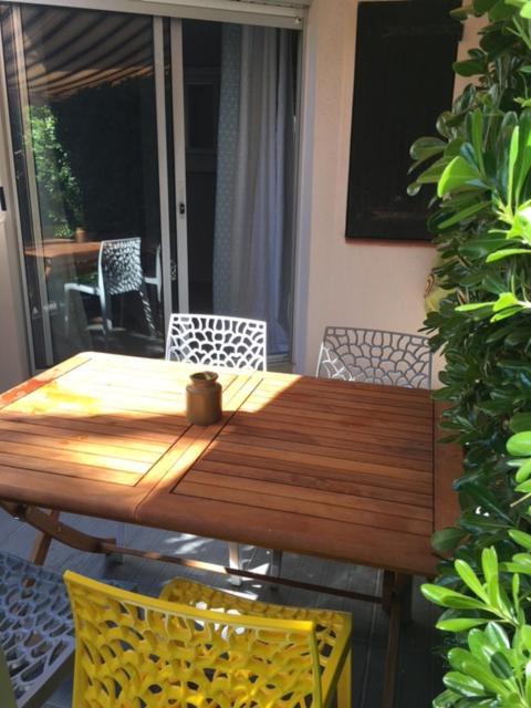 Rez De Jardin + Terrasse Piscine Et Acces Direct Plage Daire Saint-Cyprien  Dış mekan fotoğraf
